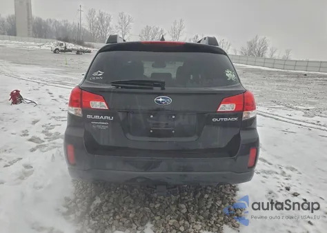 2013 Subaru Outback 2.5I Limited z USA, uszkodzony, nr VIN 4S4BRCKC3D3323594